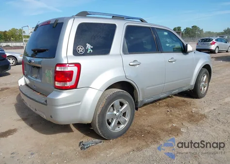 2011 Ford Escape z USA, uszkodzony, nr VIN 1FMCU0E748KA18737